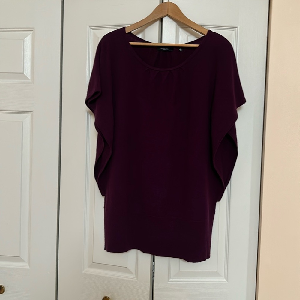 Cashmere sweater/vest beautiful color, excellent condition warm, elegant